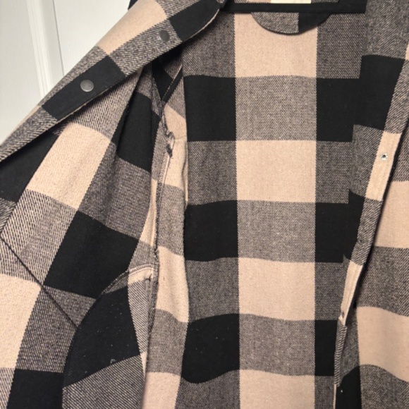 Plaid shacket - Picture 3 of 7